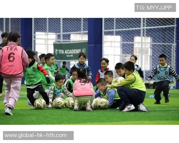 崇明岛根宝足球基地助力青少年足球发展与人才培养新篇章 崇明岛根宝足球基地助力青少年足球发展与人才培养新篇章